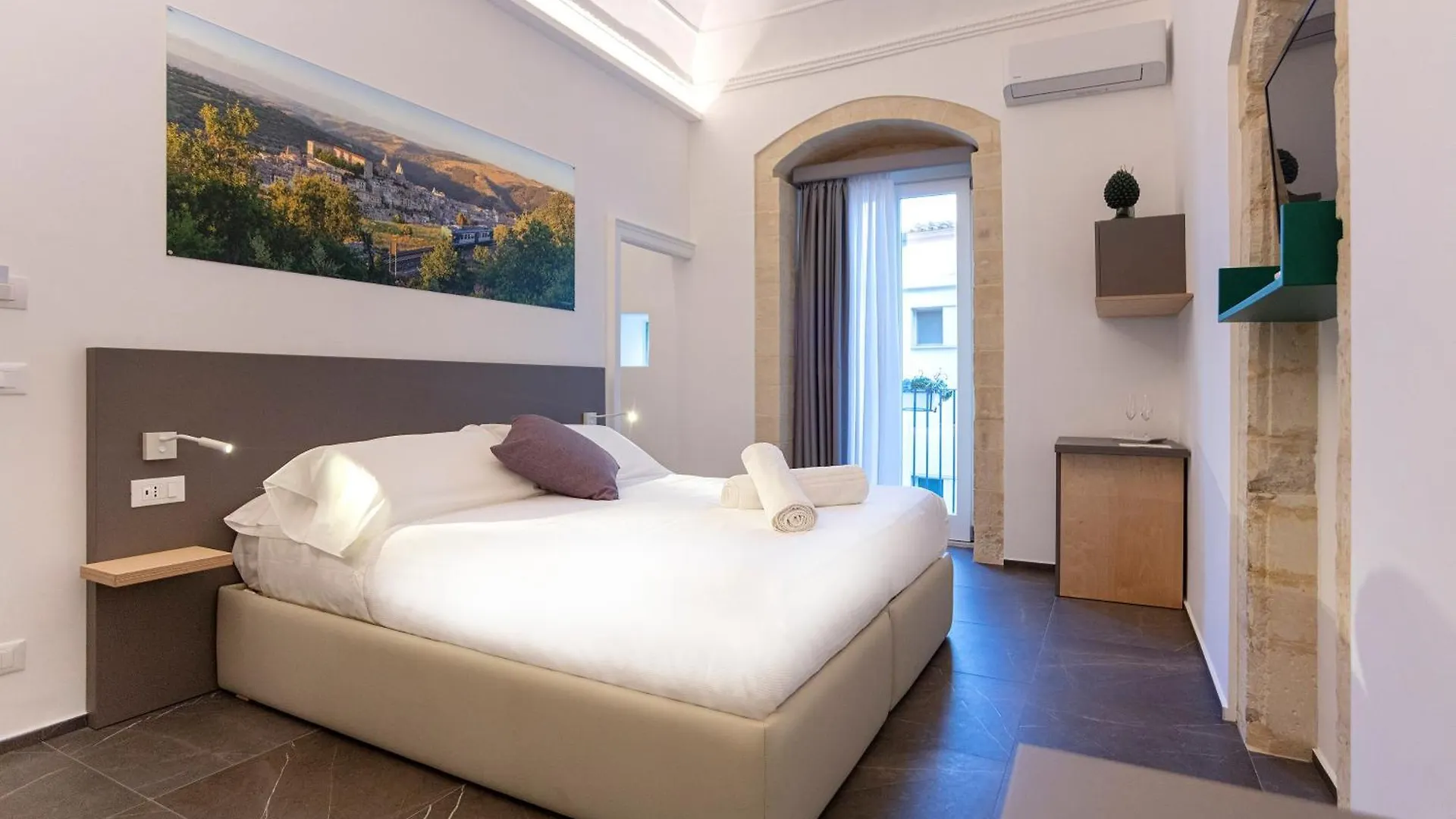 Ad Maiora - Design Rooms Ragusa